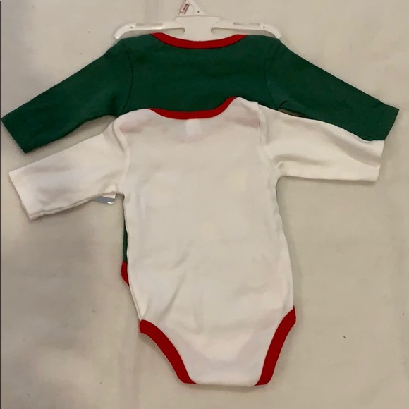 🌟2 Christmas 🎄 Onesie’s - Picture 2 of 5